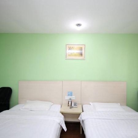 Yixin Business Hotel Canton Esterno foto