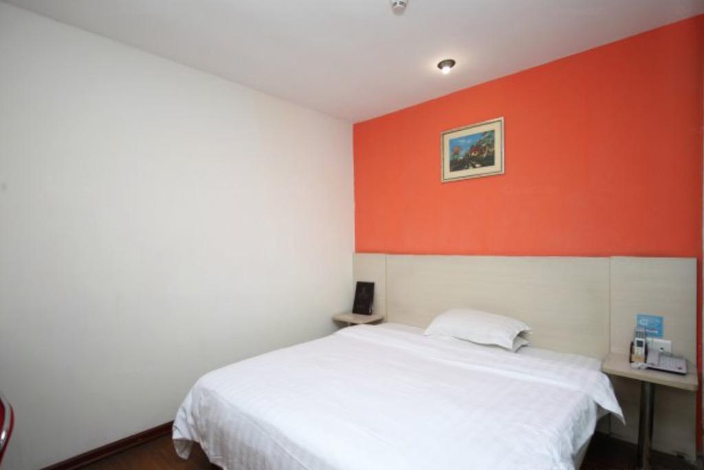 Yixin Business Hotel Canton Esterno foto