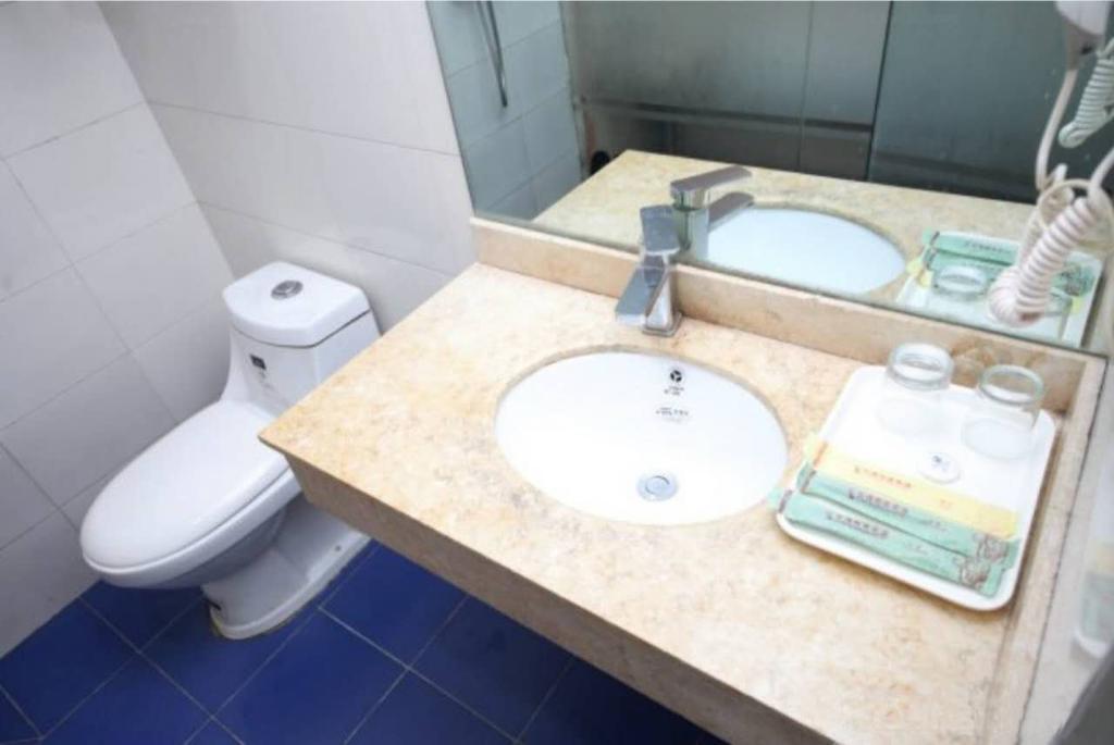 Yixin Business Hotel Canton Esterno foto
